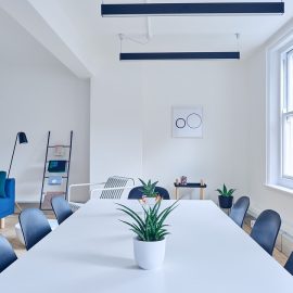 Comment bien choisir son mobilier de bureau professionnel personnalisé ?