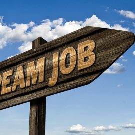 Aéronautique et automobile, des secteurs qui recrutent !