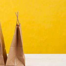 Sacs en papier personnalisés : l’accessoire éco-responsable qui fait la différence