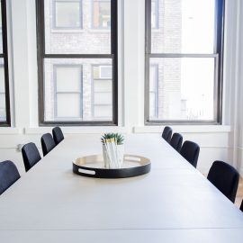 Entreprises à Toulouse : pourquoi opter pour la location ponctuelle de salle de réunion ?