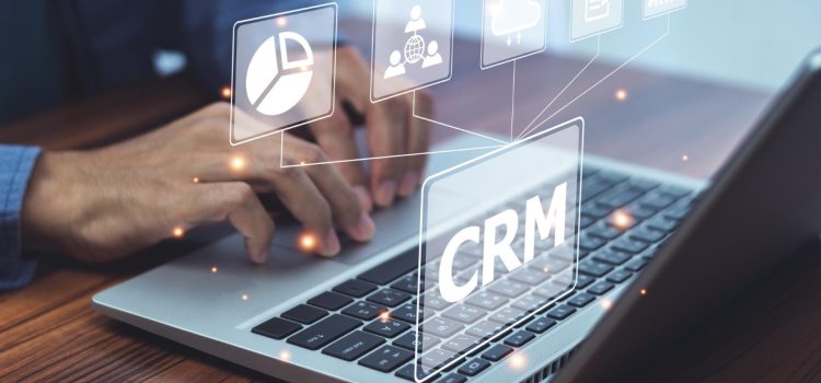 Comment un logiciel CRM peut-il améliorer votre service client ?