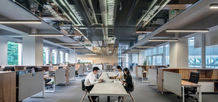 Suivi des temps de travail : simplifiez la gestion de vos équipes ! Suivi des temps de travail : simplifiez la gestion de vos équipes !