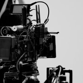 Comment préparer son dossier et son portfolio pour intégrer une formation en cinéma ?