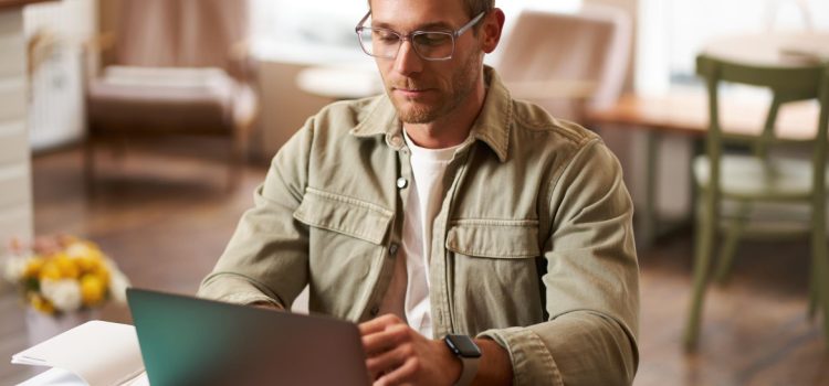 Pourquoi de plus en plus de professionnels choisissent le portage salarial ?