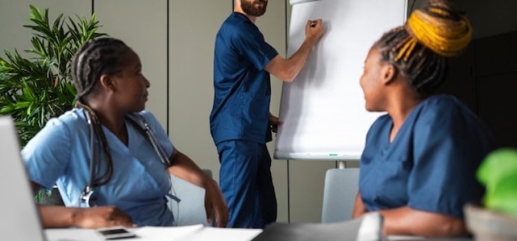 Le parcours complet pour devenir infirmier : formation, diplôme et évolution !