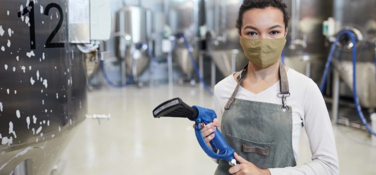 Garantir la sécurité alimentaire grâce au nettoyage industriel à la vapeur